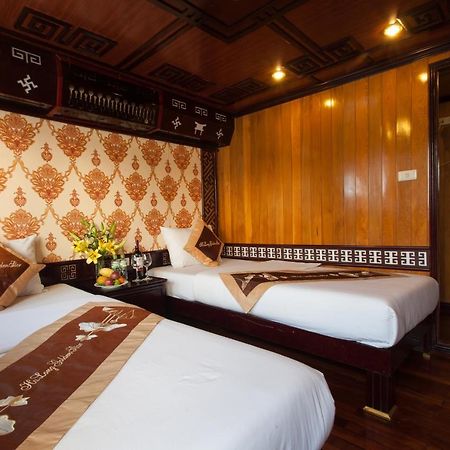 Готель Golden Star Cruise Nan Giang Екстер'єр фото
