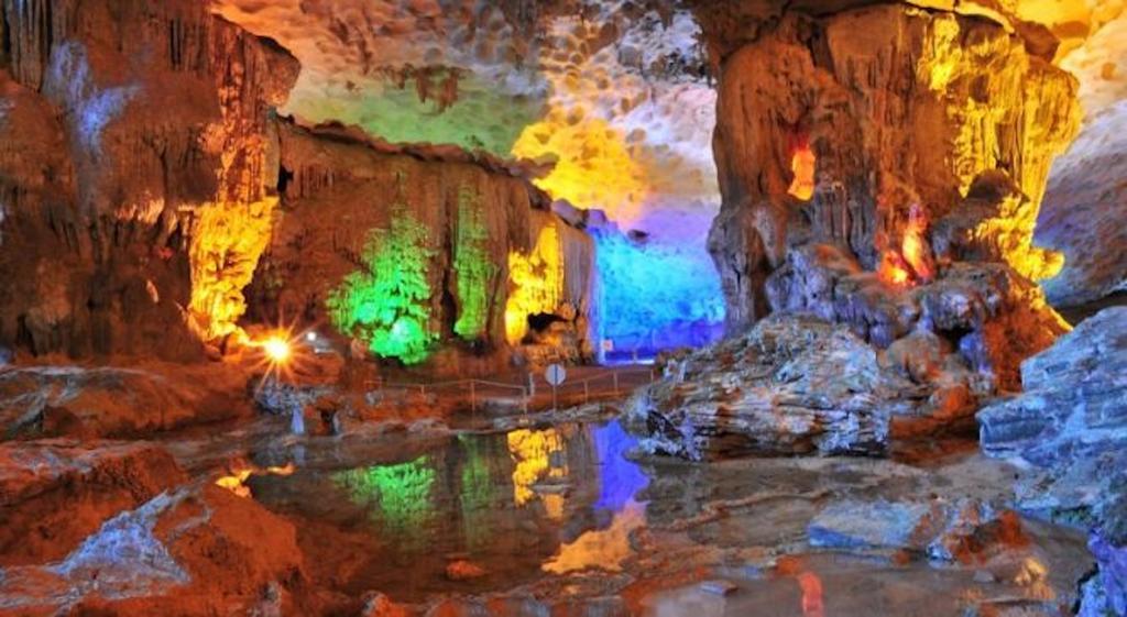 Готель Golden Star Cruise Nan Giang Екстер'єр фото